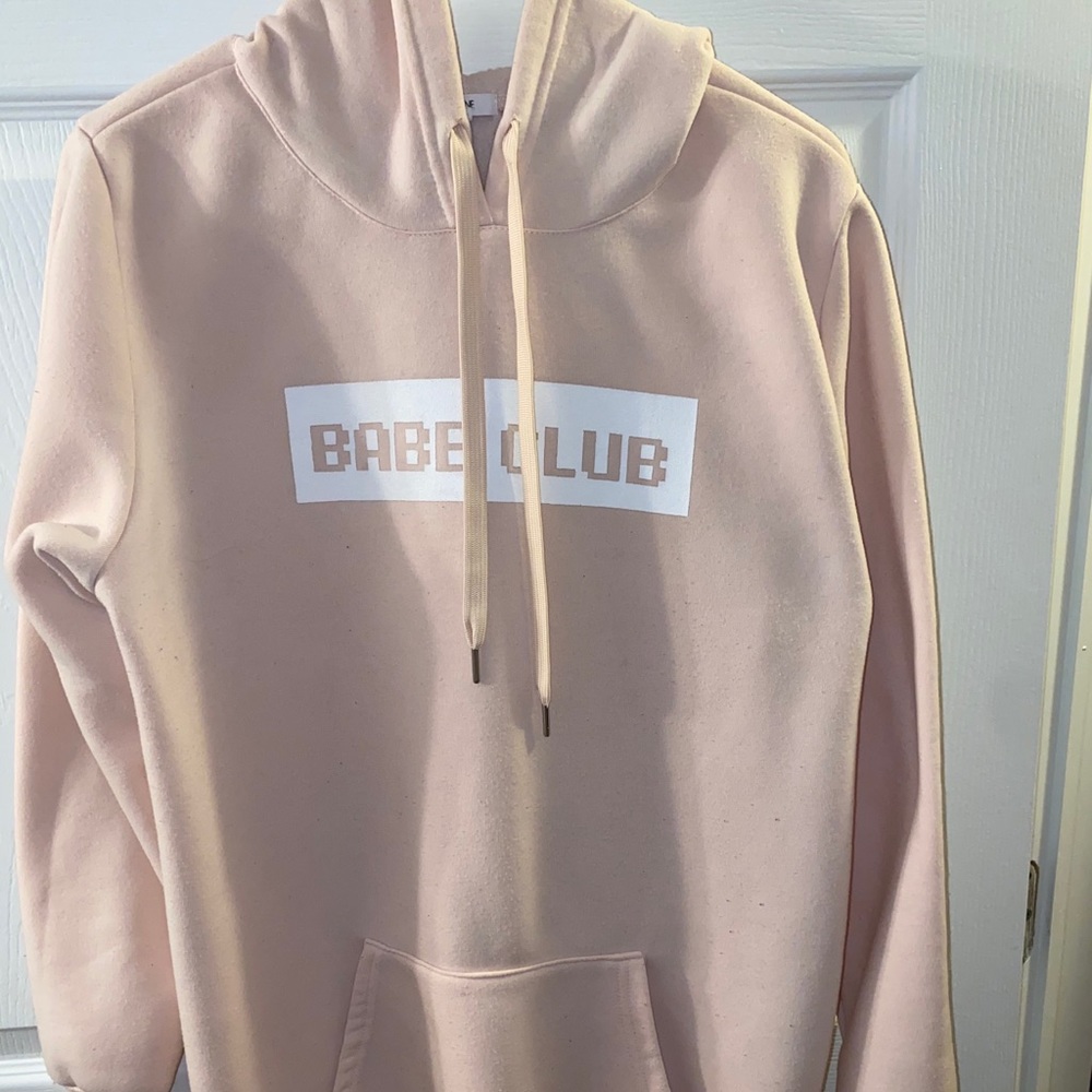 Babe club sweater